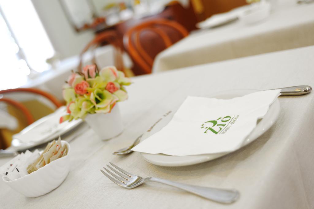 Hotel Ziò Imola Esterno foto