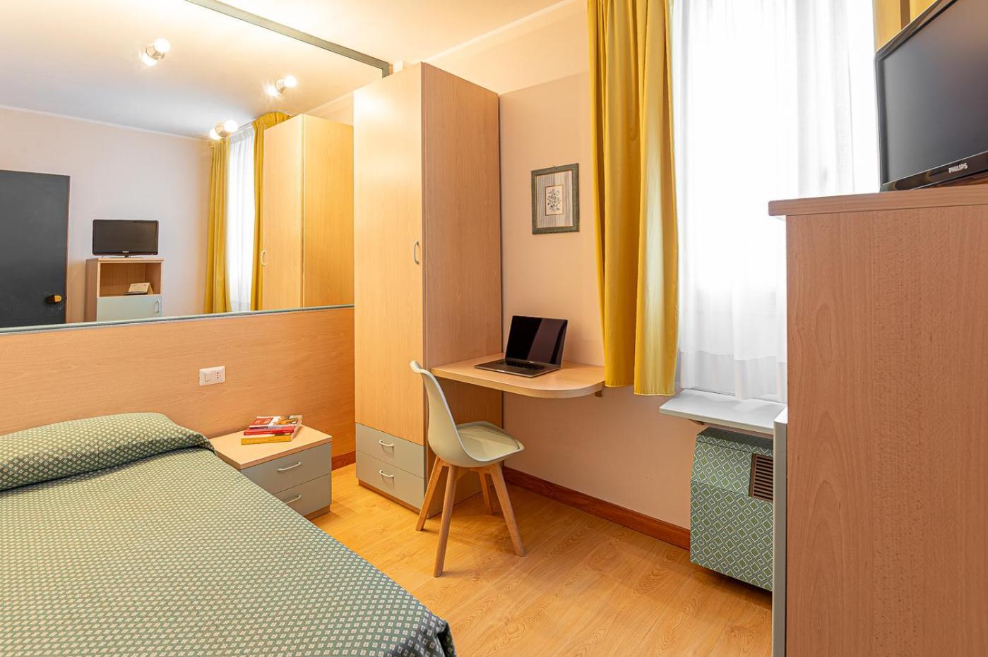 Hotel Ziò Imola Esterno foto