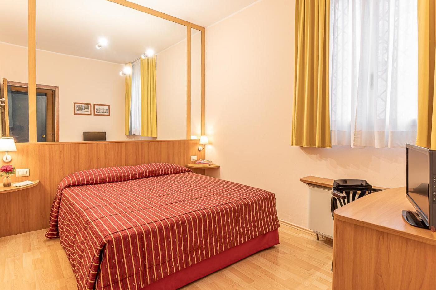 Hotel Ziò Imola Esterno foto