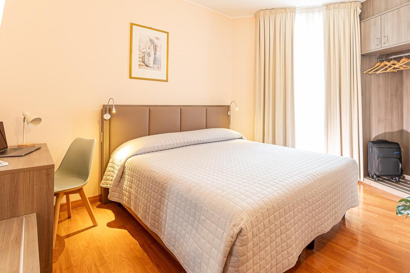Hotel Ziò Imola Esterno foto