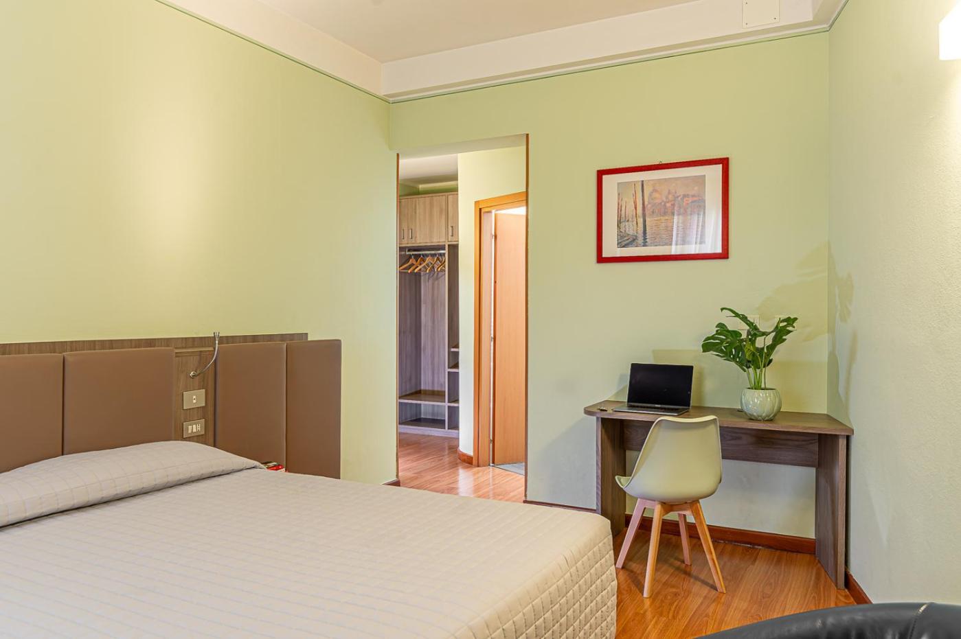 Hotel Ziò Imola Esterno foto