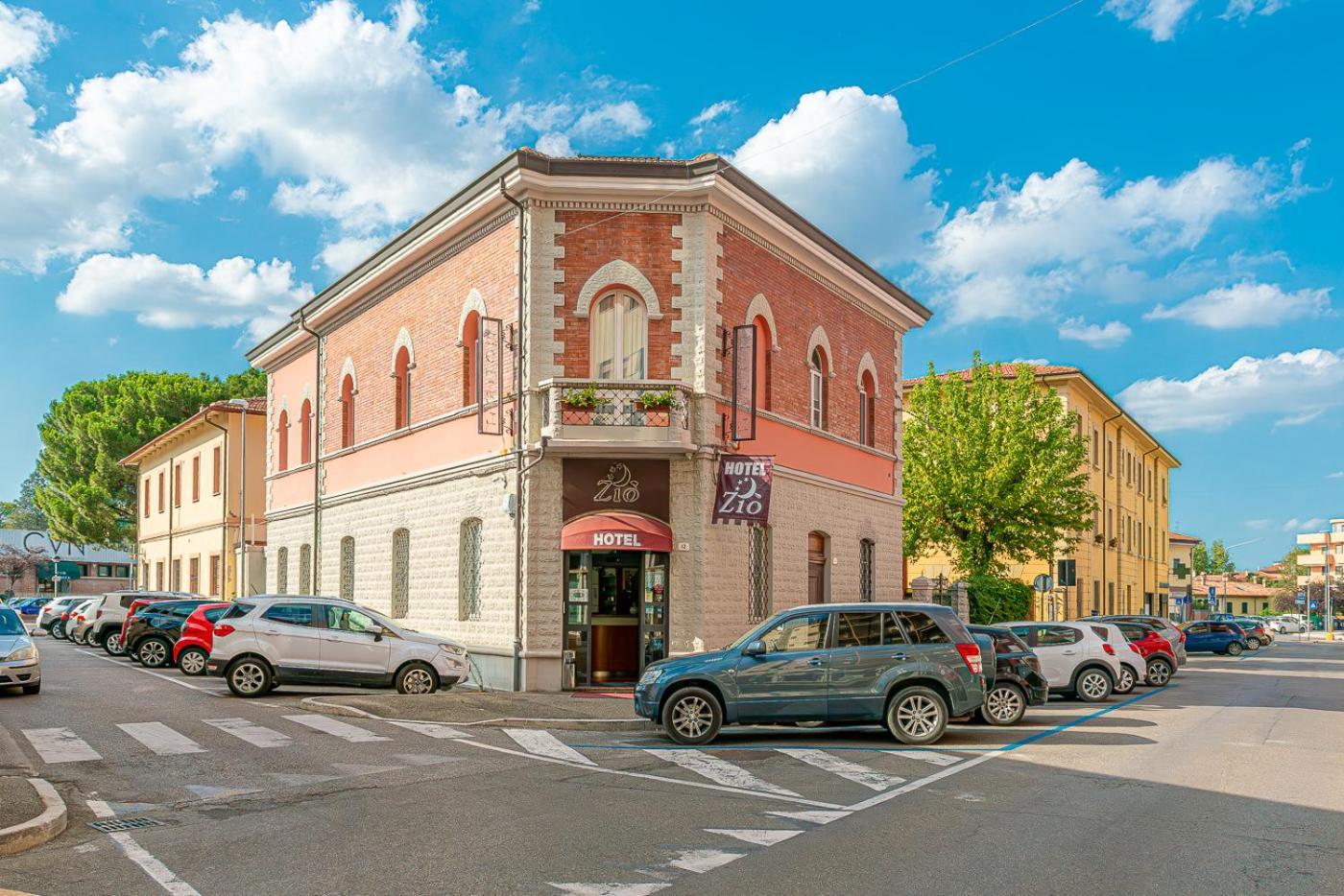 Hotel Ziò Imola Esterno foto